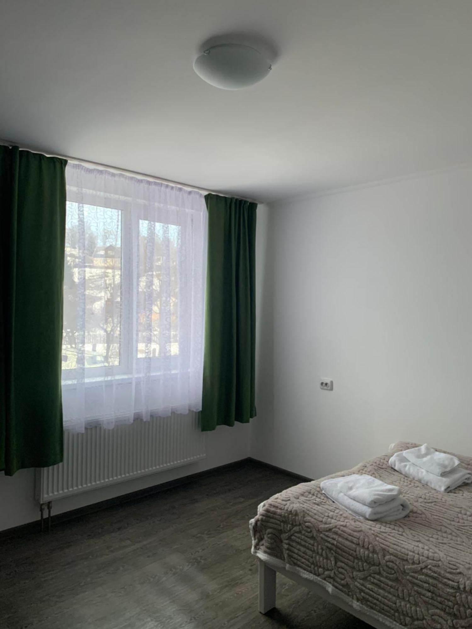 Серце Карпат Hotel Yasinya Exterior photo